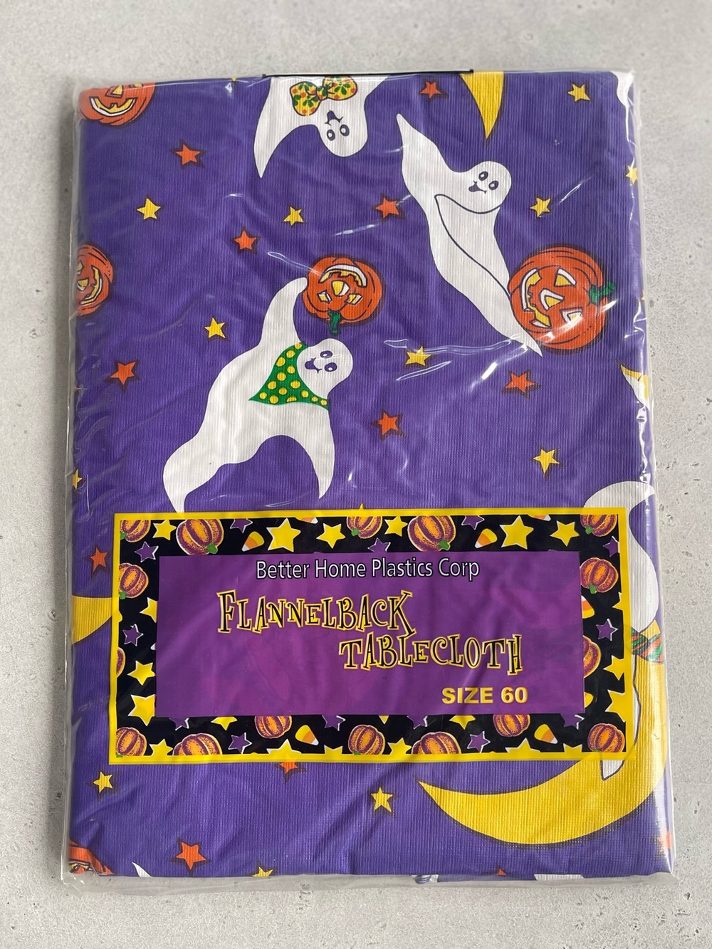 Vintage Halloween Vinyl Tablecloth Jack-o-lanterns Pumpkins Ghosts 90s 60” Round